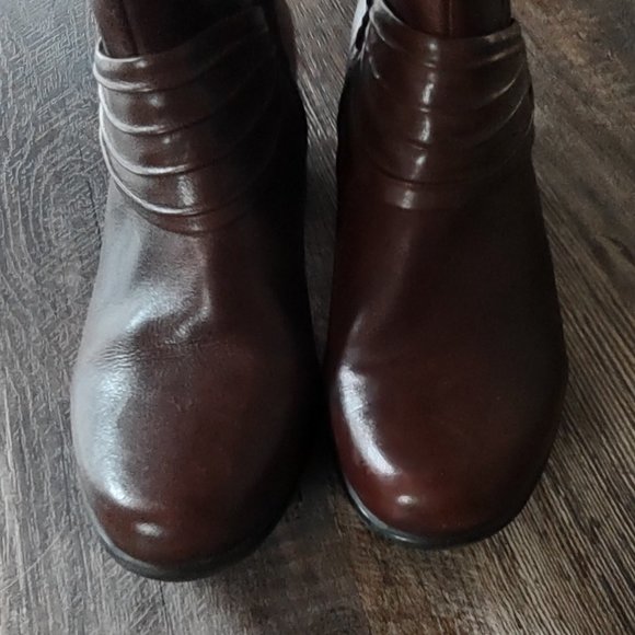 Clarks Bendables Wish Mood Brown Leather Ankle Boot Size 7.5 - Picture 4 of 16